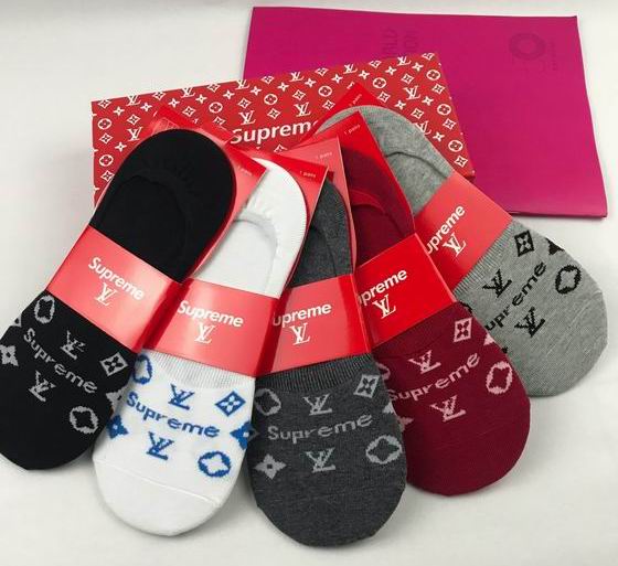LV Socks 15